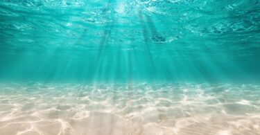 Qual é a cor do mar?